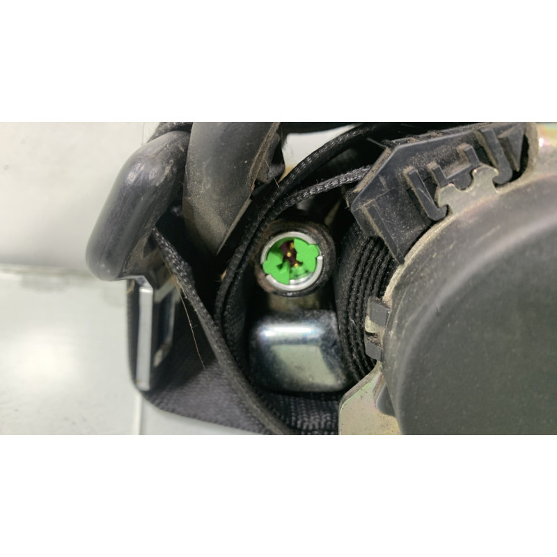 Pretensionneur de ceinture avant gauche MERCEDES VITO 639 Photo n°3