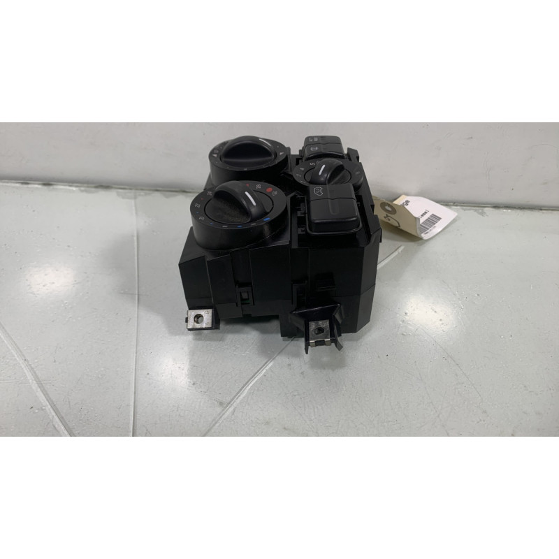 Commande chauffage MERCEDES VITO 639 Photo n°3