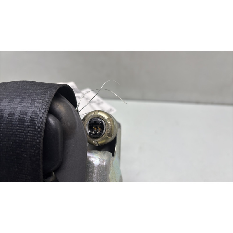 Pretensionneur de ceinture avant droit PEUGEOT 107 Photo n°4