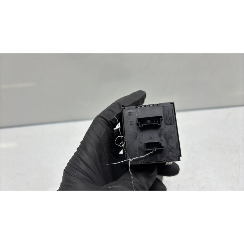 Bouton de warning BMW SERIE 3 E91 Photo n°2