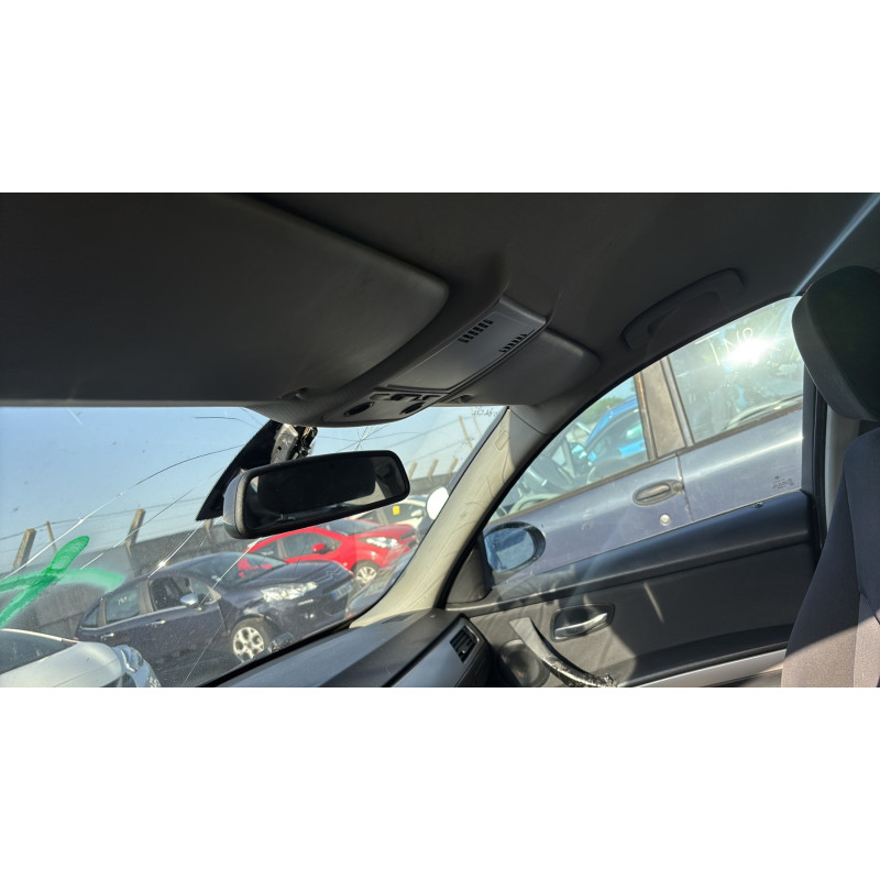 Bouton de warning BMW SERIE 3 E91 Photo n°16