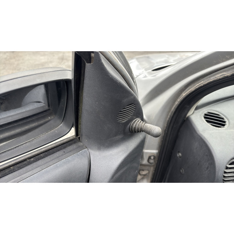 Bras essuie glace arriere OPEL CORSA C Photo n°13