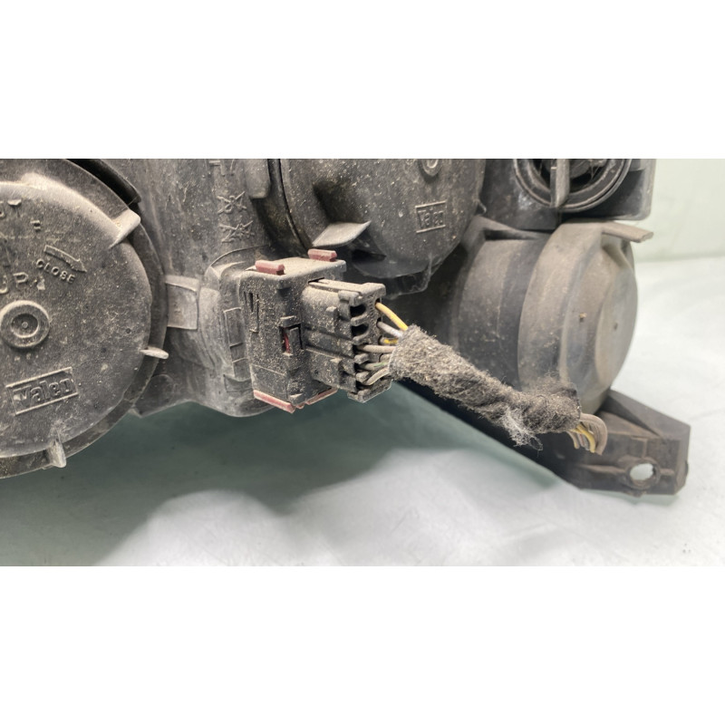 Optique avant principal droit (feux)(phare) OPEL CORSA C Photo n°3