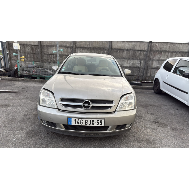 Vitre avant droit OPEL VECTRA C Photo n°13
