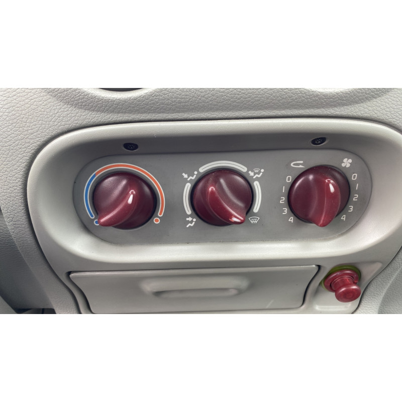 Feu arriere principal droit (feux) RENAULT TWINGO 1 Photo n°18