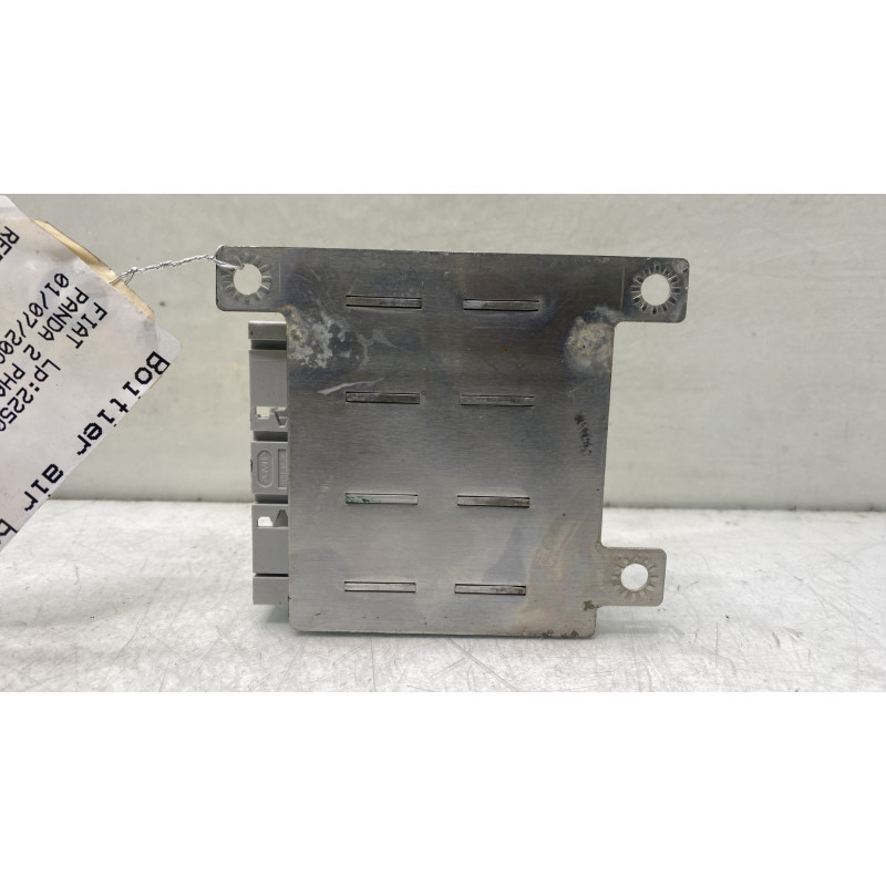 Boitier air bag FIAT PANDA 2 Photo n°2