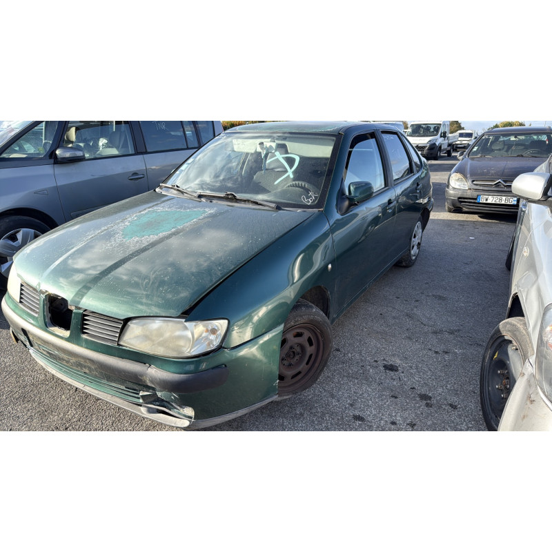 Feu arriere principal droit (feux) SEAT CORDOBA 1 Photo n°4