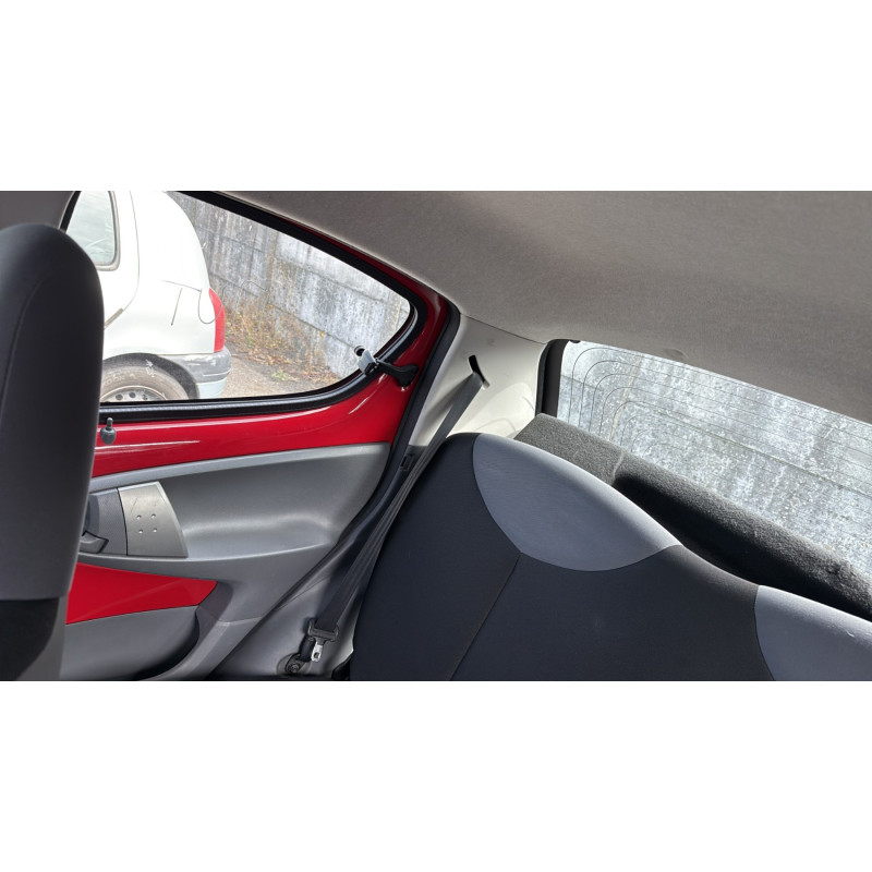 Pretensionneur de ceinture avant gauche PEUGEOT 107 Photo n°16