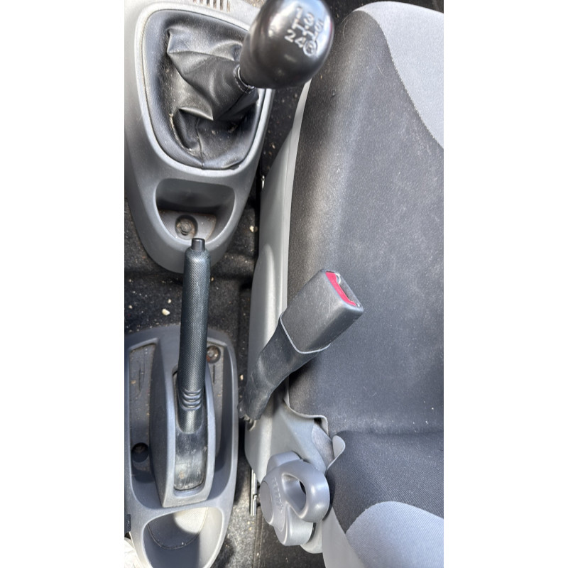 Moteur essuie glace avant PEUGEOT 107 Photo n°18