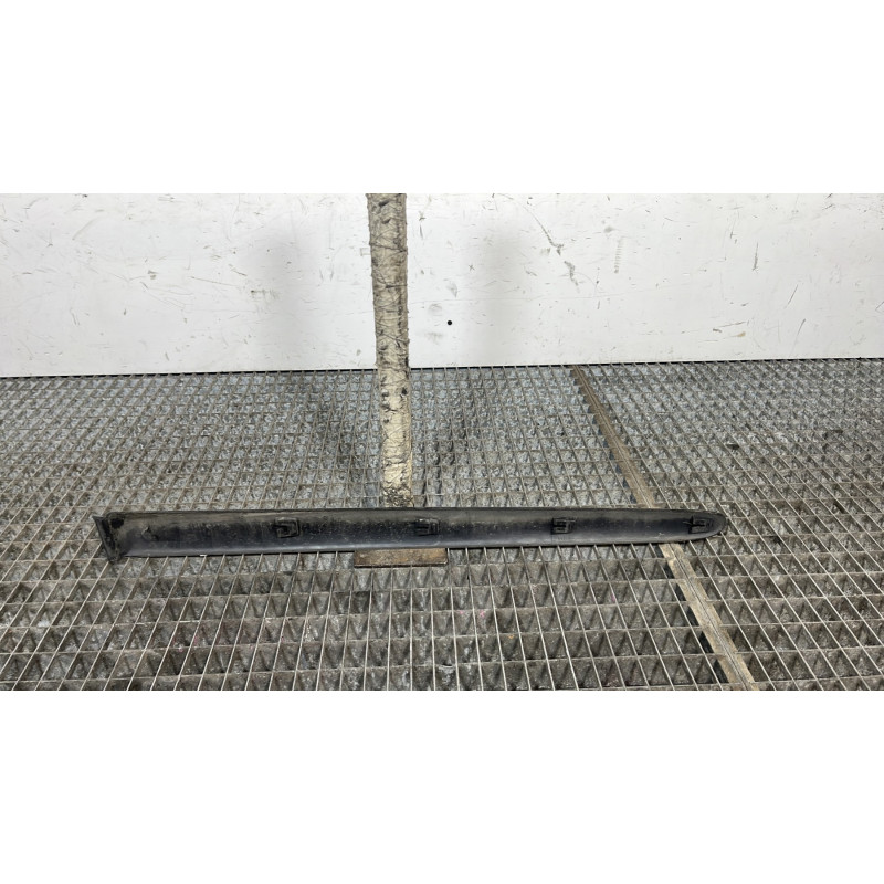 Baguette de porte arriere gauche  PEUGEOT 206 Photo n°4