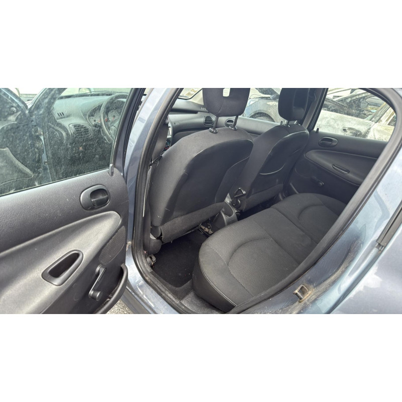 Vitre avant droit PEUGEOT 206 Photo n°14