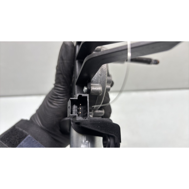 Moteur essuie glace arriere CITROEN C4 1 Photo n°3