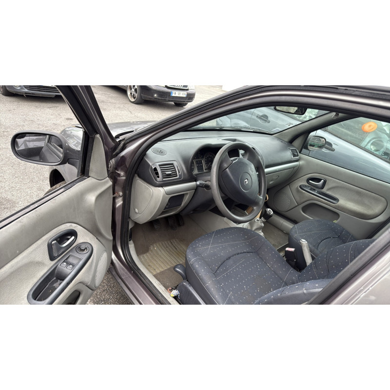 Bouton de coffre RENAULT CLIO 2 Photo n°16
