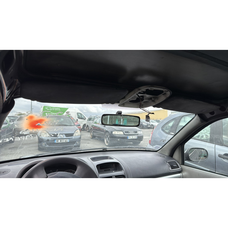 Bouton de coffre RENAULT CLIO 2 Photo n°20