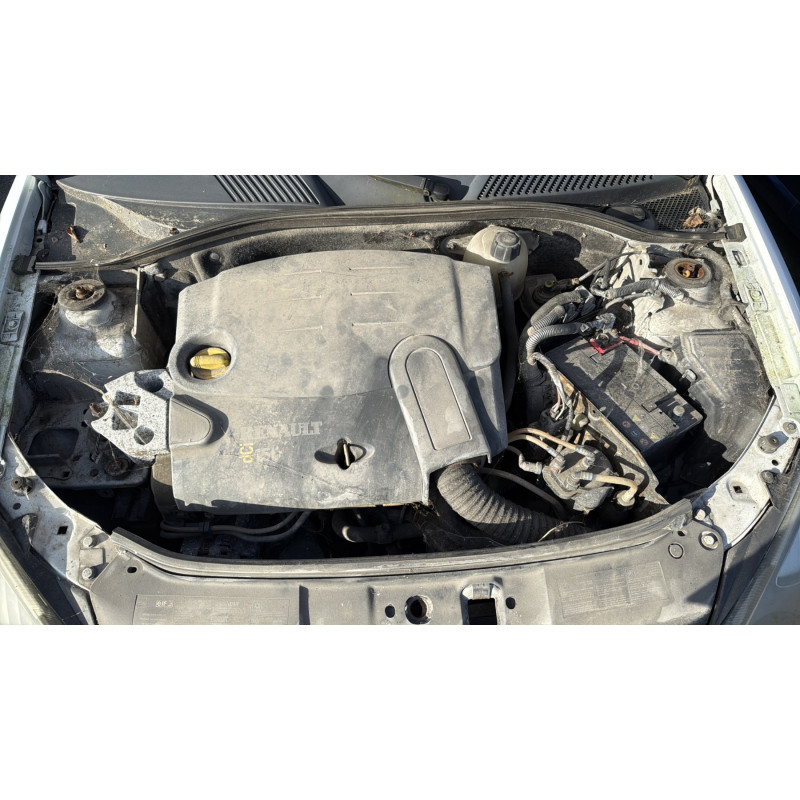 Bouton de coffre RENAULT CLIO 2 Photo n°13