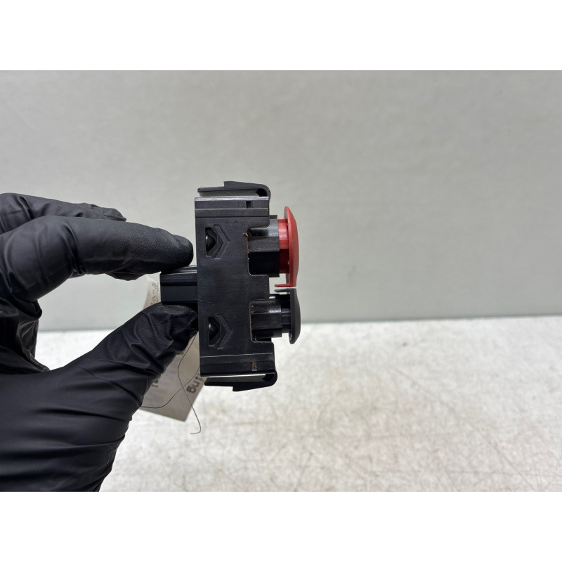 Bouton de warning RENAULT KANGOO 2 Photo n°1