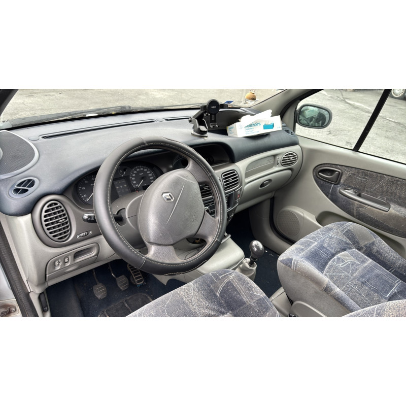 Aile avant gauche RENAULT SCENIC 1 Photo n°16