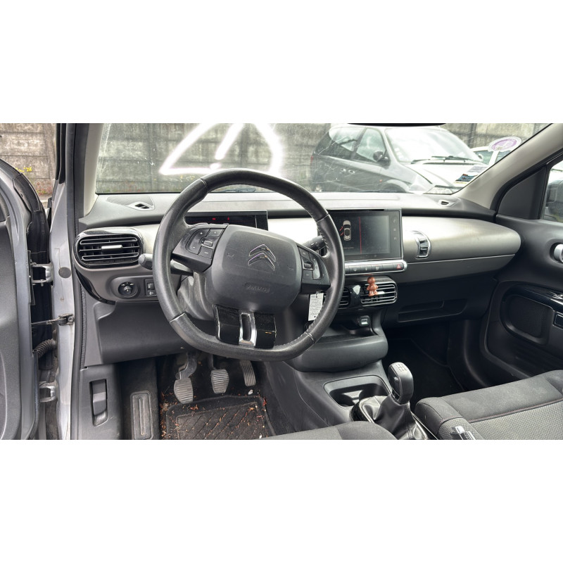 Poignee porte avant gauche CITROEN C4 CACTUS Photo n°18