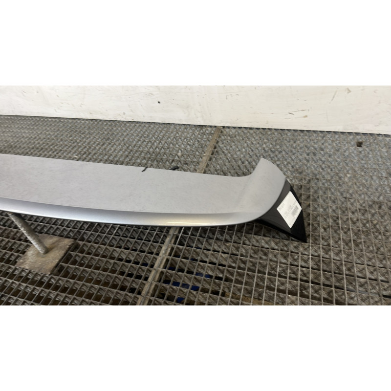 Becquet CITROEN C4 CACTUS Photo n°2