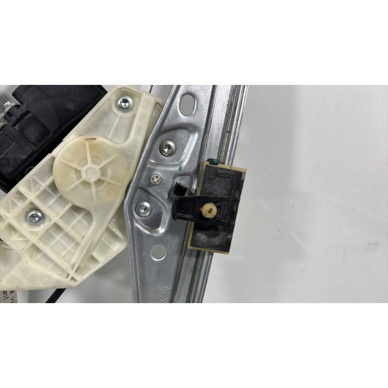Leve vitre electrique avant gauche CITROEN C4 CACTUS Photo n°3