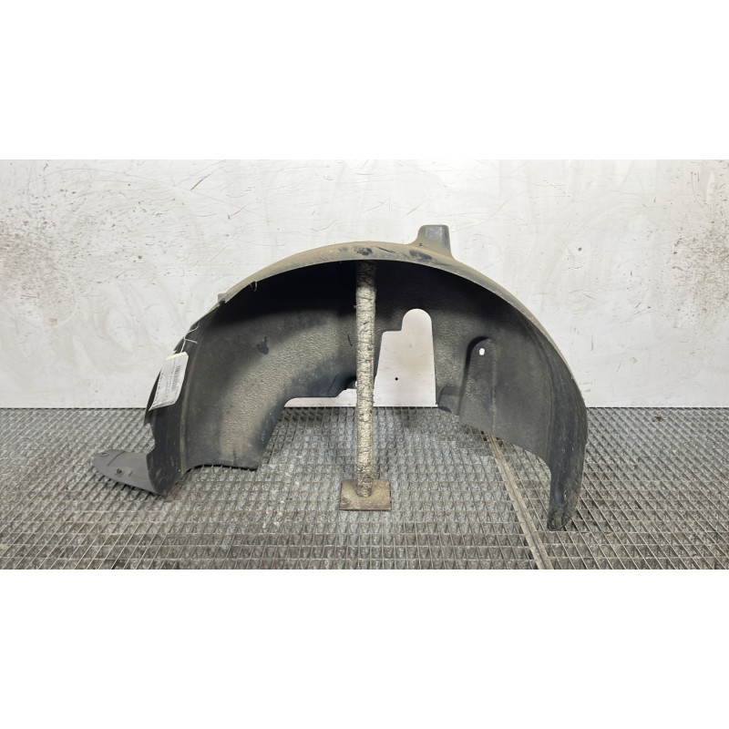 Pare boue arriere droit CITROEN C4 CACTUS Photo n°1