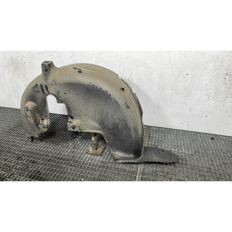 Pare boue arriere droit CITROEN C4 CACTUS Photo n°4