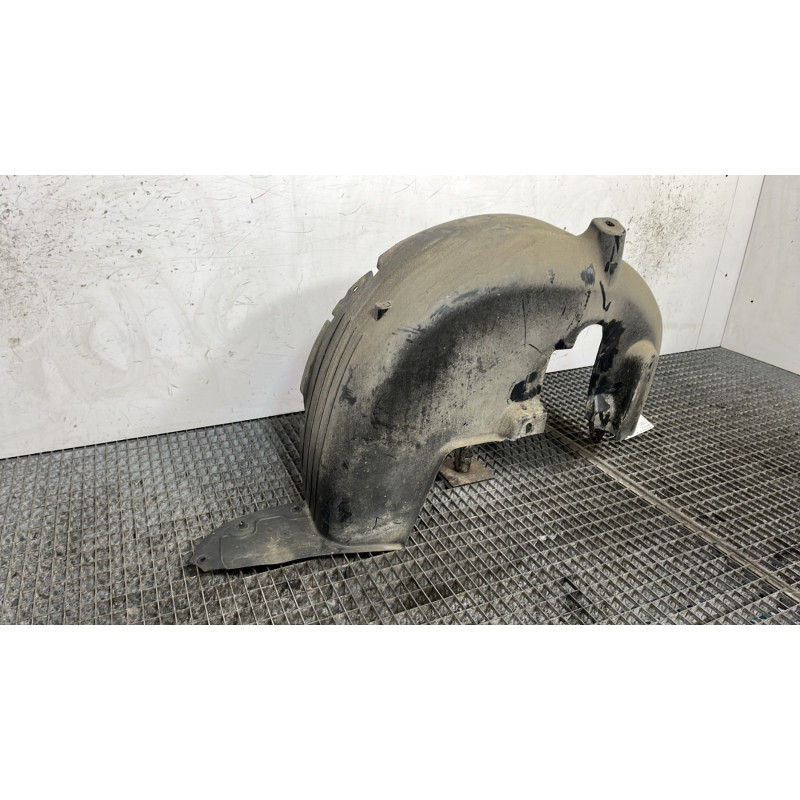 Pare boue arriere gauche CITROEN C4 CACTUS Photo n°2