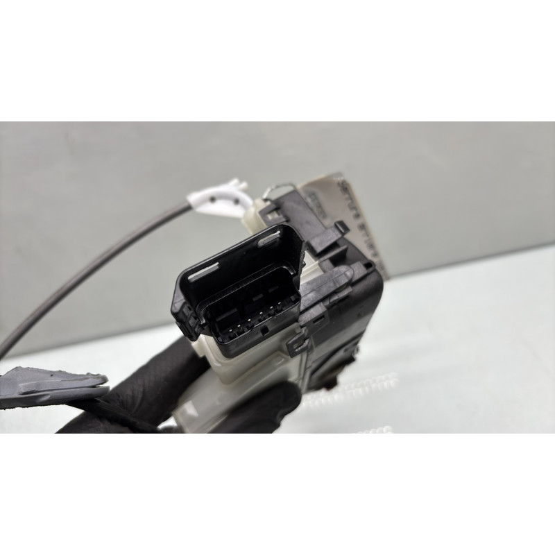 Serrure arriere gauche CITROEN C4 CACTUS Photo n°5