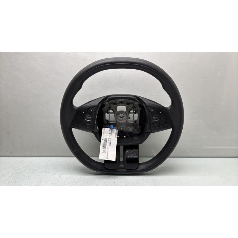 Volant CITROEN C4 CACTUS Photo n°1