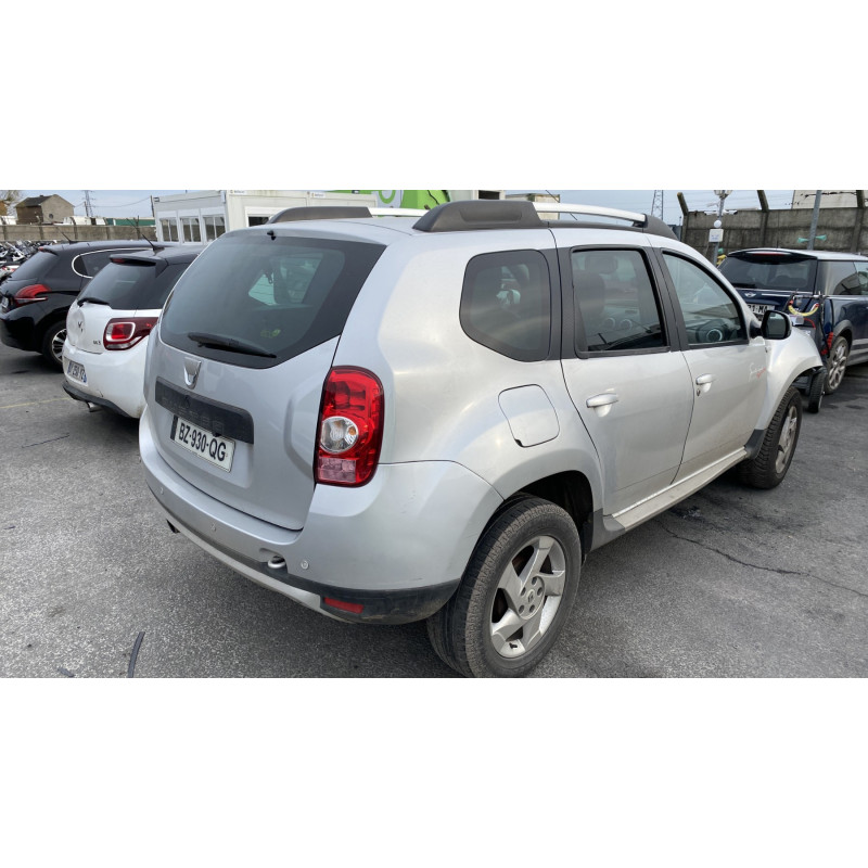 Vitre arriere gauche DACIA DUSTER 1 Photo n°8