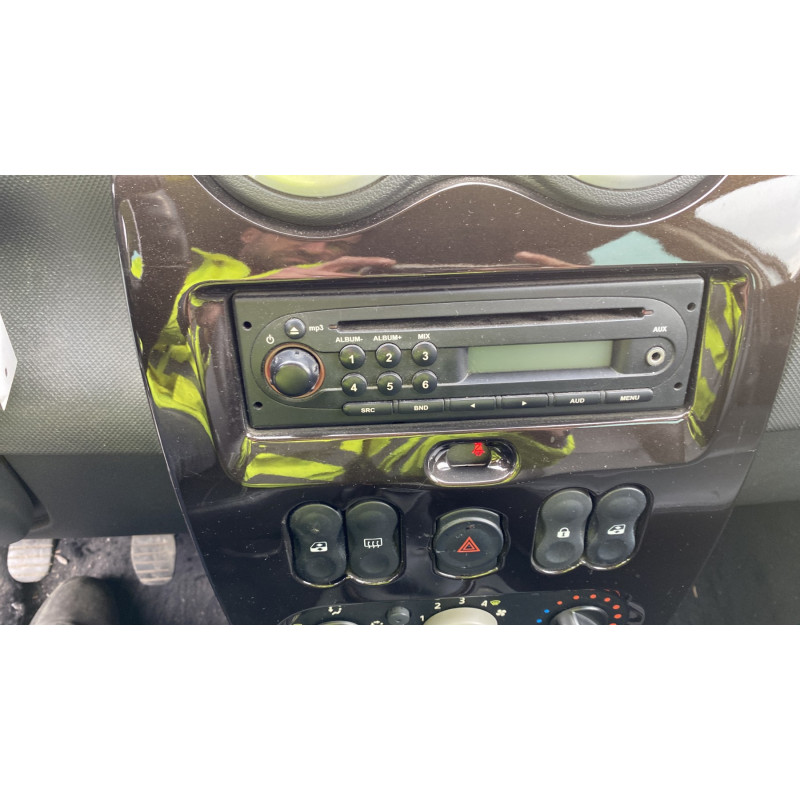 Vitre arriere gauche DACIA DUSTER 1 Photo n°20