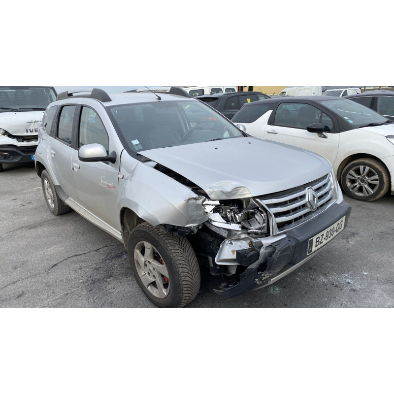 Vitre avant gauche DACIA DUSTER 1 Photo n°7