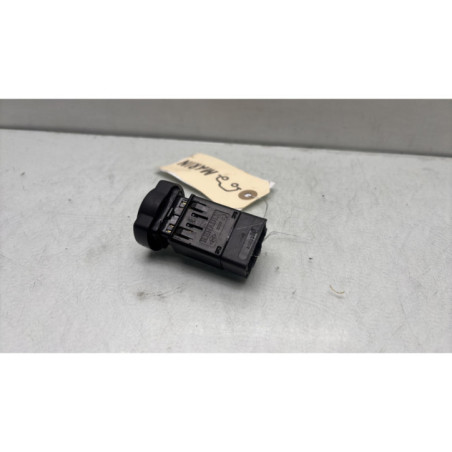 Bouton de warning DACIA DUSTER 1
