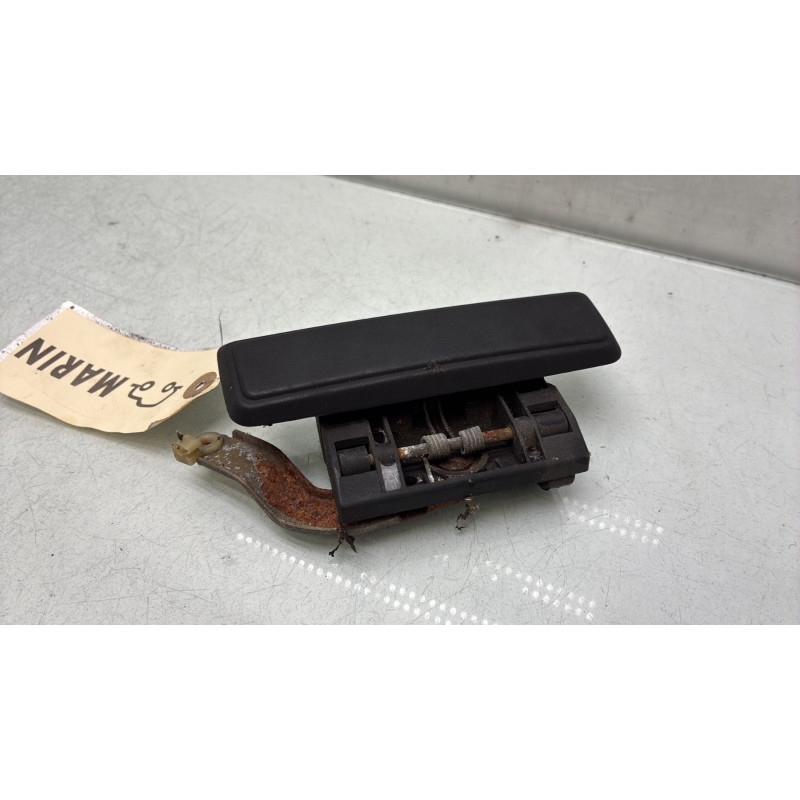 Poignee porte avant gauche PEUGEOT 205 Photo n°4