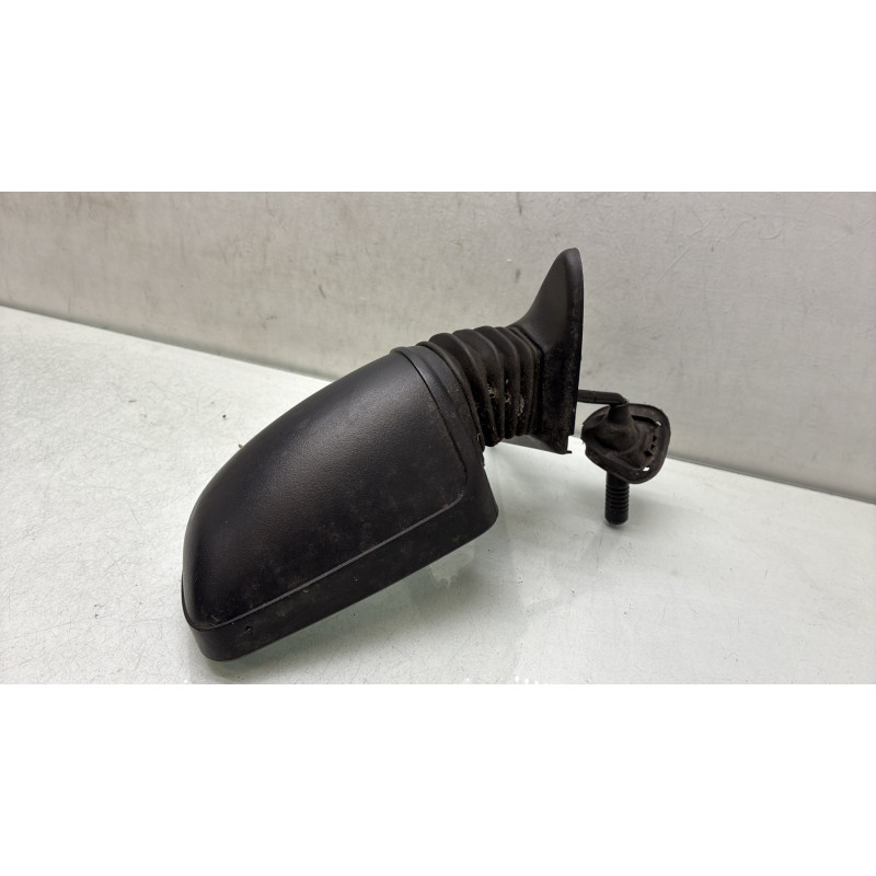 Retroviseur droit PEUGEOT 205 Photo n°4