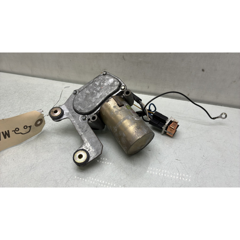 Moteur essuie glace arriere PEUGEOT 205 Photo n°2