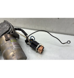 Moteur essuie glace arriere PEUGEOT 205
