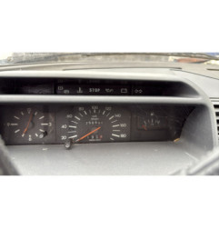 Moteur essuie glace arriere PEUGEOT 205