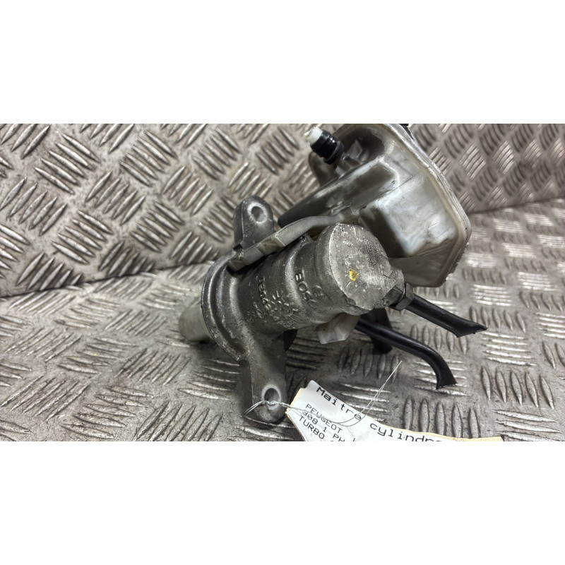 Maitre cylindre (freinage) PEUGEOT 308 1 Photo n°4