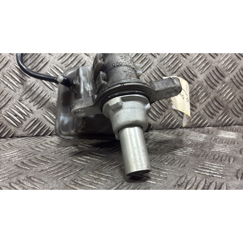 Maitre cylindre (freinage) PEUGEOT 308 1 Photo n°6