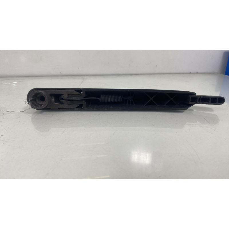 Bras essuie glace arriere CITROEN C4 CACTUS Photo n°2