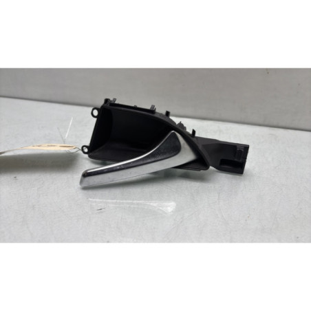 Poignee interieur arriere droit MERCEDES CLASSE A 176 Photo n°1