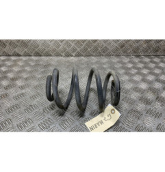 Ressort de suspension arriere droit MERCEDES CLASSE A 176 Photo n°1