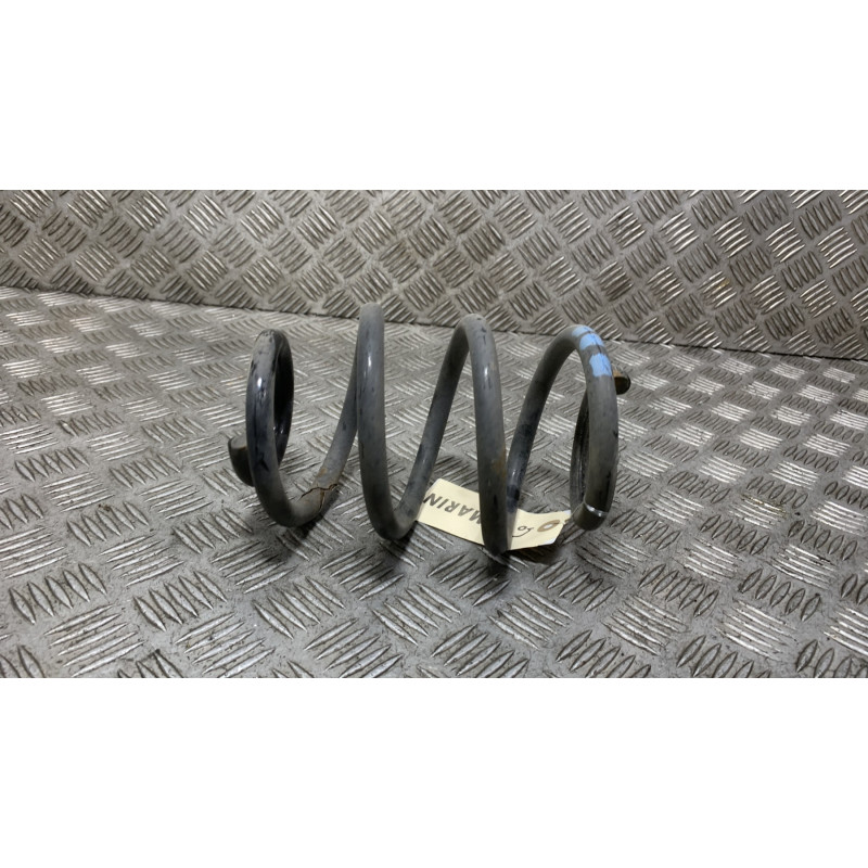 Ressort de suspension arriere droit MERCEDES CLASSE A 176 Photo n°3