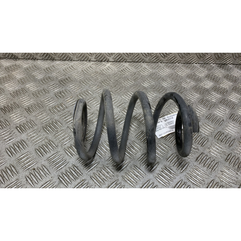 Ressort de suspension arriere gauche MERCEDES CLASSE A 176 Photo n°3
