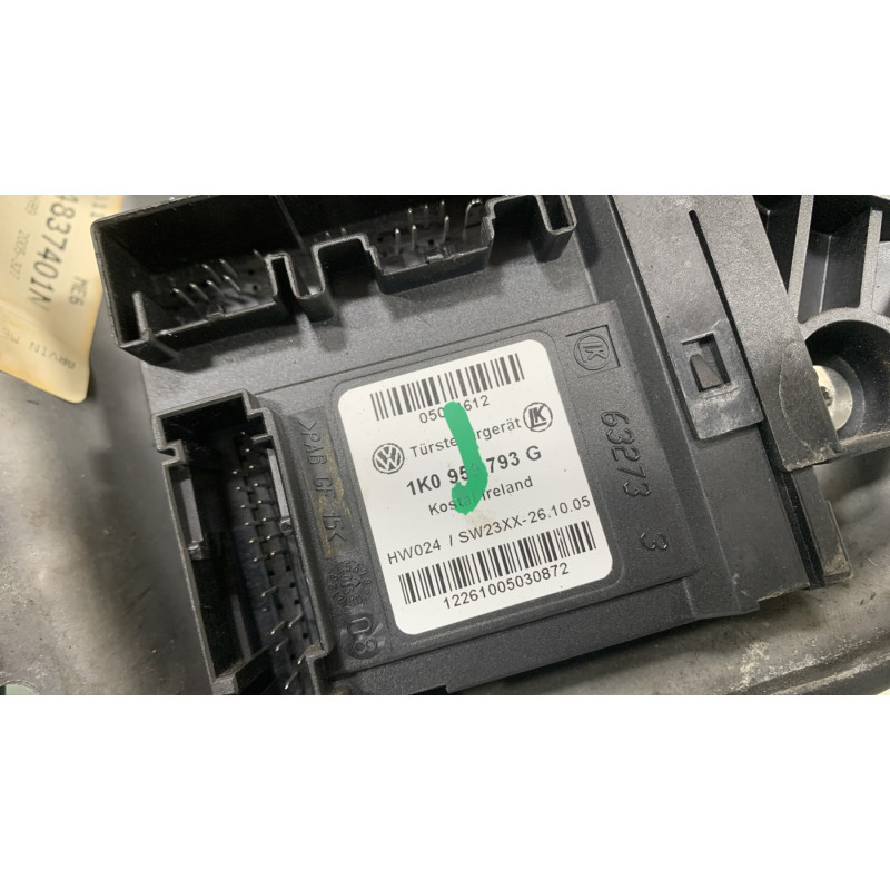 Leve vitre electrique avant gauche VOLKSWAGEN GOLF 5 Photo n°12