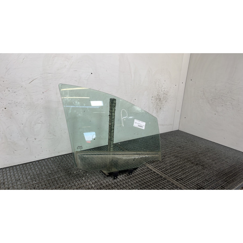 Vitre avant droit NISSAN MICRA 5 Photo n°3