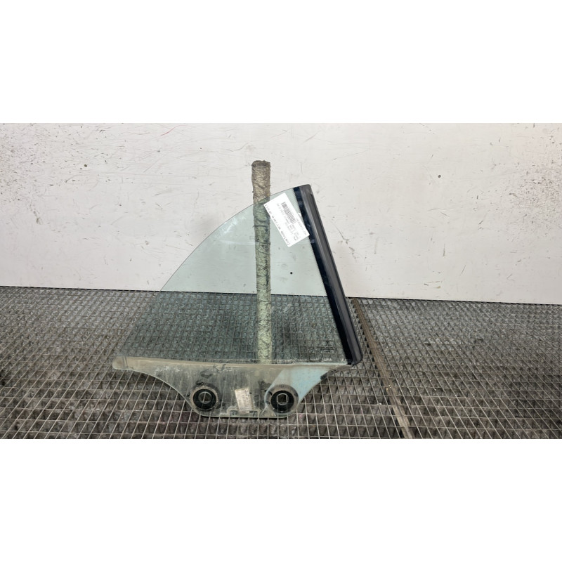 Custode arriere droit BMW SERIE 1 E88 Photo n°1