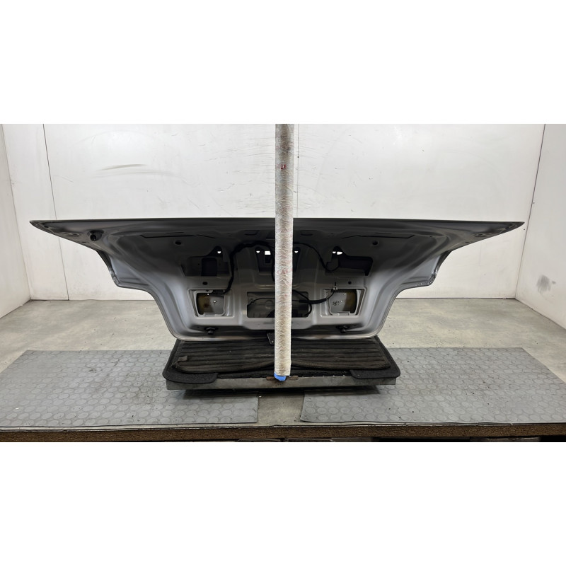 Malle/Hayon arriere BMW SERIE 1 E88 Photo n°11