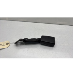 Attache ceinture arriere droit BMW SERIE 1 E88 Photo n°1